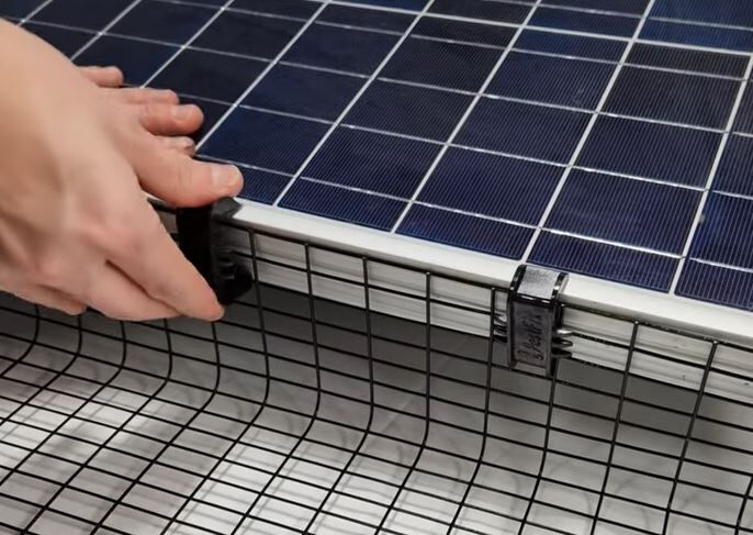 Bird Mesh Clips for Solar Panels - Image 4